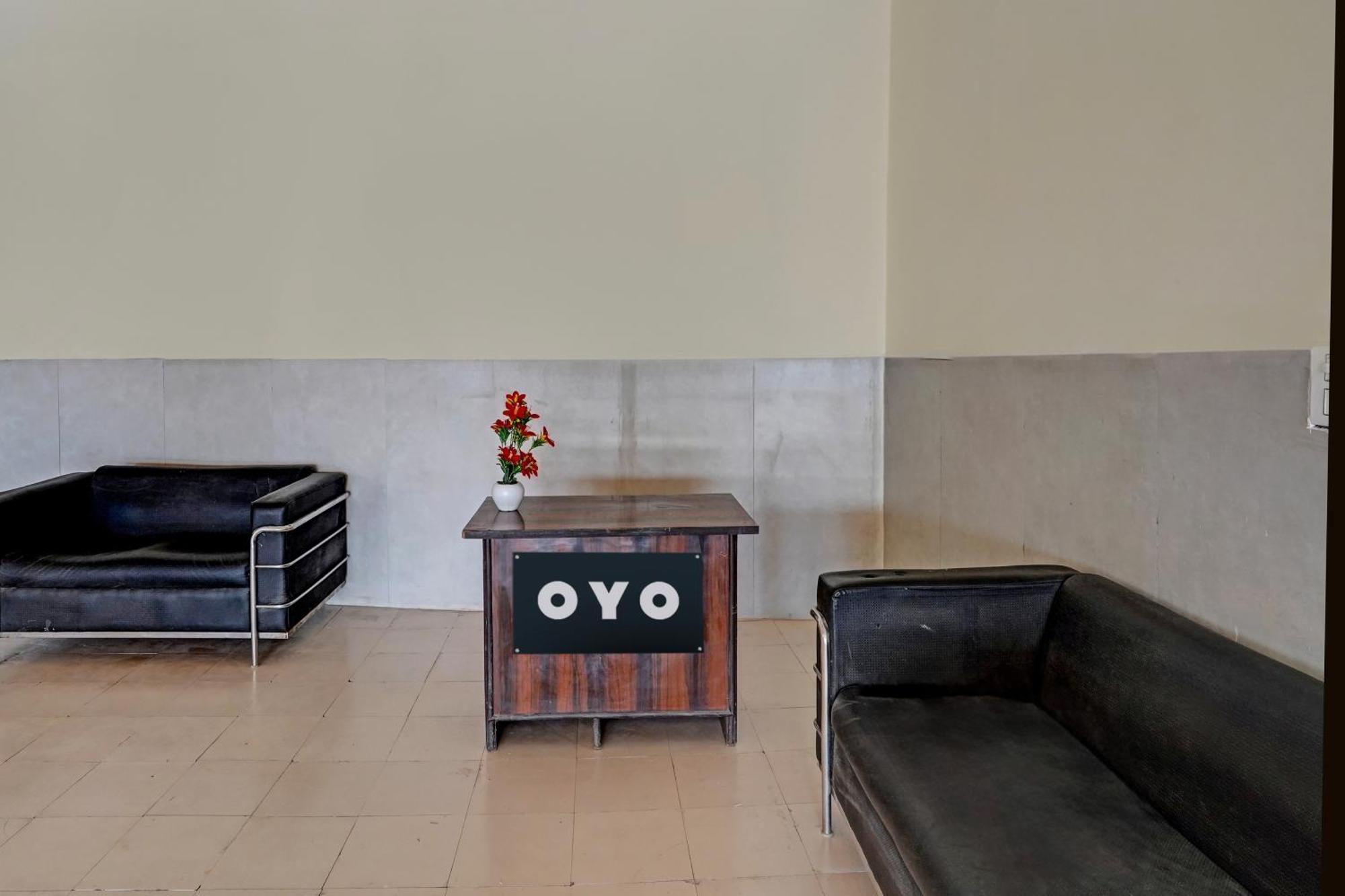 Hotel O Abhinav Hotel โนอิดา ภายนอก รูปภาพ